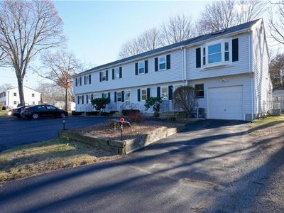 40 Lawn St, Attleboro, MA, 02703