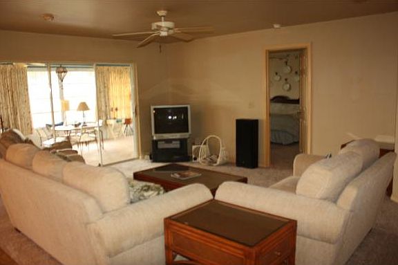 2nd image of 101 S Heathwood Dr