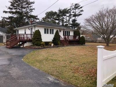48 Whittier Dr, Mastic Beach, NY, 11951
