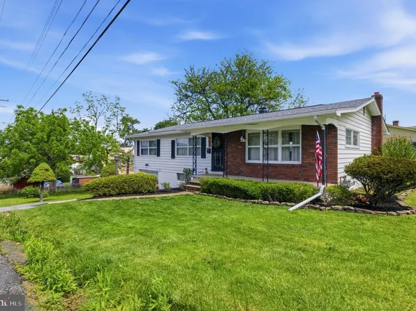 1409 Aberdeen St, Altoona, PA 16602