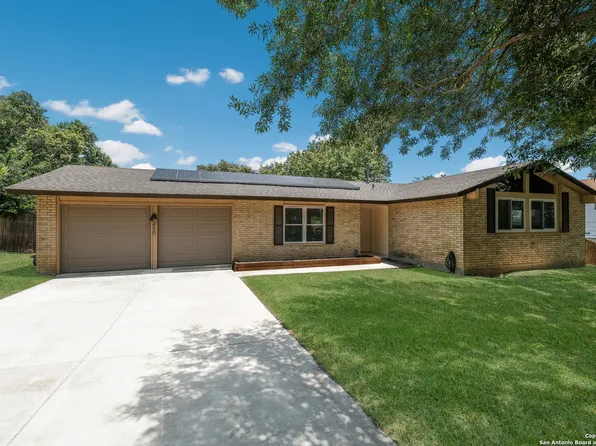 1202 Temple Square, San Antonio, TX 78245