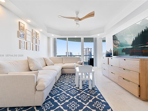 3rd image of 7000 Island Blvd APT 1402