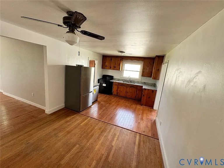2922 Lincoln Ave — Photo 13