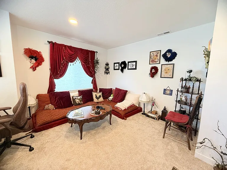 2923 S Ivy St — Photo 18
