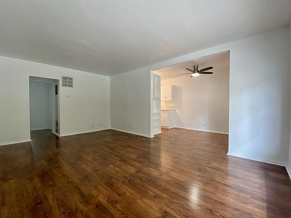 2nd image of 2-8277 Fountain Ave #2