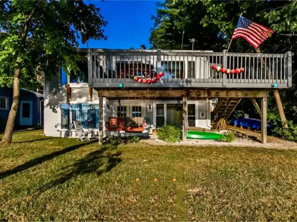 6077 Southwest Shrs, Honeoye, NY 14471