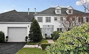 1st image of 9 Ingelside Ln