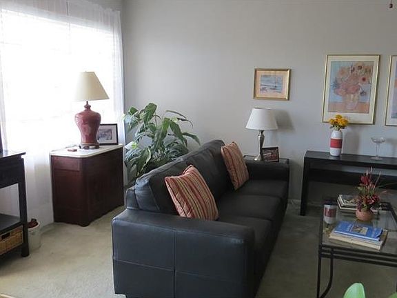 2nd image of 4910 Bay St NE APT 306