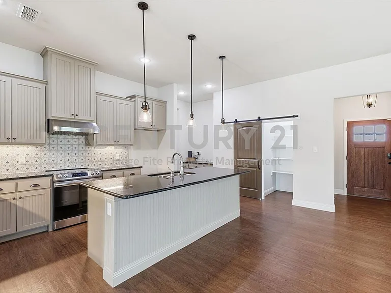 5013 Diamond Dr — Photo 19