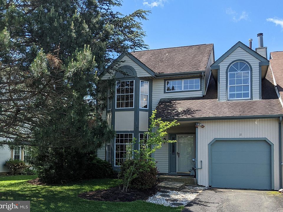 11 Spruce Ct Newtown PA Zillow