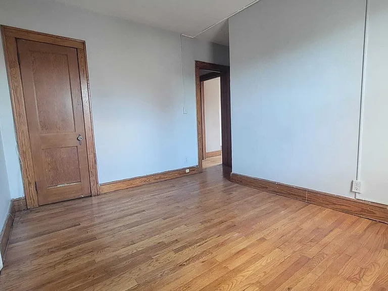 1048 Broad St #2B — Photo 7
