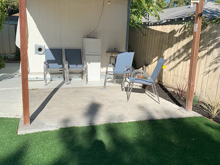 1348 Francisco St — Photo 7