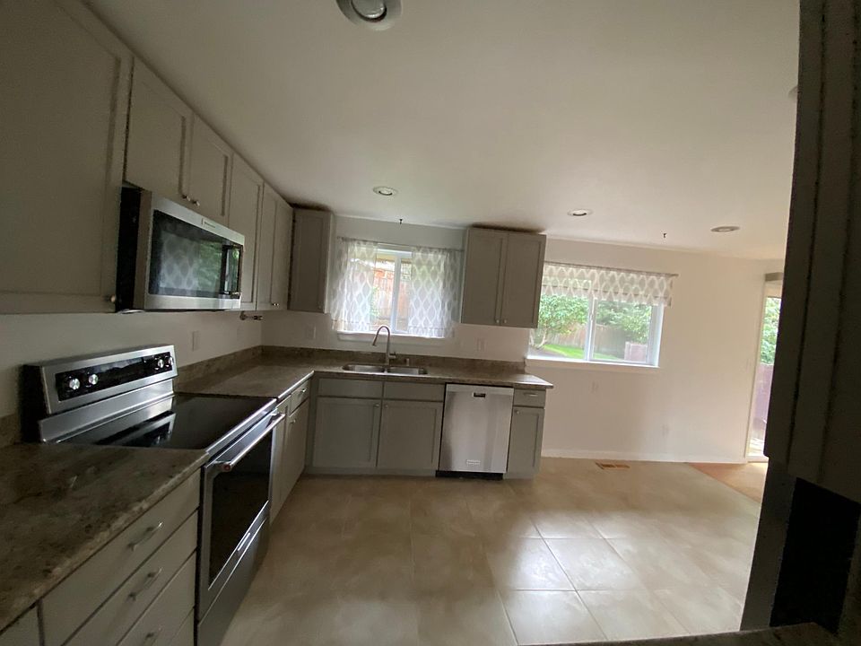 1st image of 6823 NE 155th Pl