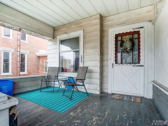 3rd image of 406-408 S Washington St