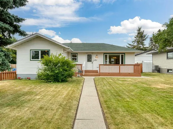 4511 NW 41st Ave SW, Calgary, AB T3E 1G6