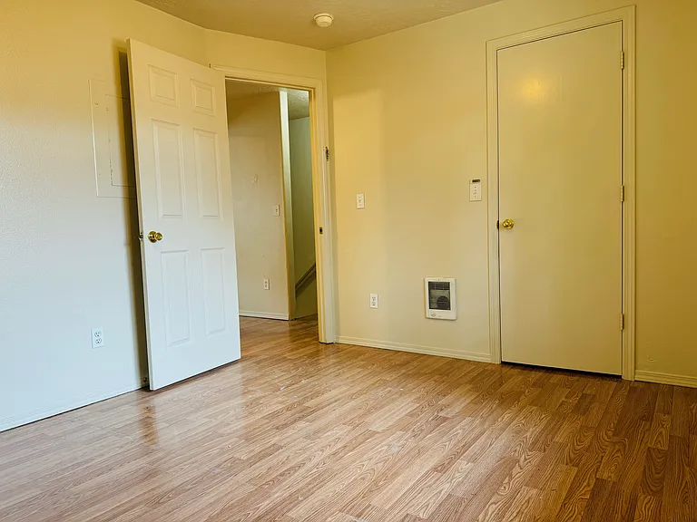 4556 NE 119th Ave #10 — Photo 11