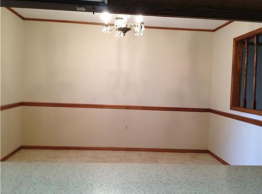3rd image of 5556 Branchwood Dr