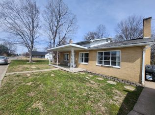 710 N Maple St, Sparta, IL 62286