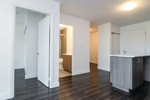 7 Walmer Road Toronto — Photo 3