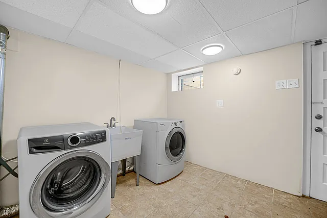 7520 W Carmen Ave — Photo 14