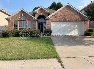 5016 Dougal Ave, Fort Worth, TX 76137