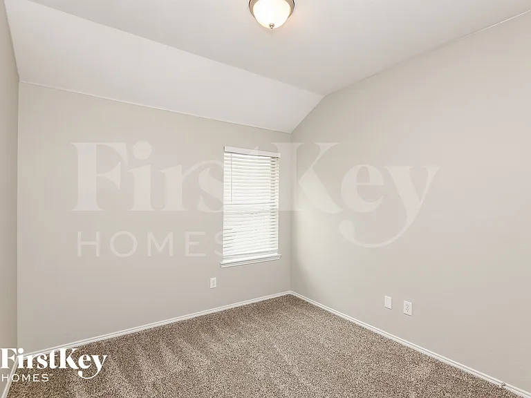 10408 Bradshaw Dr — Photo 12