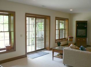 730 Lake Trl, Aurora, OH 44202