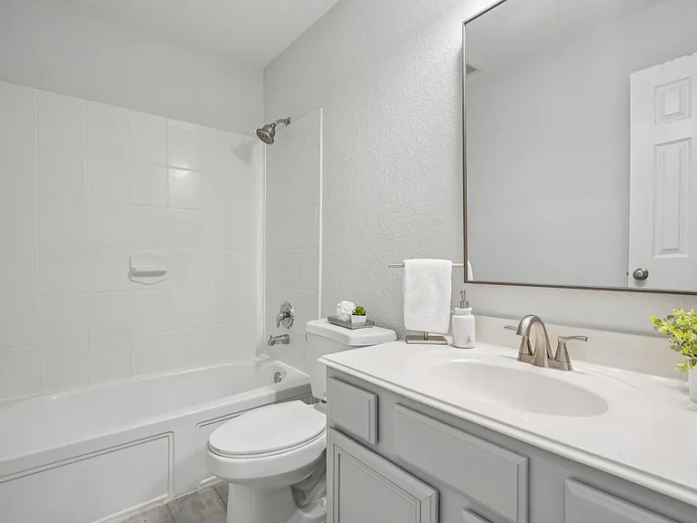 90 Panterra Way — Photo 37