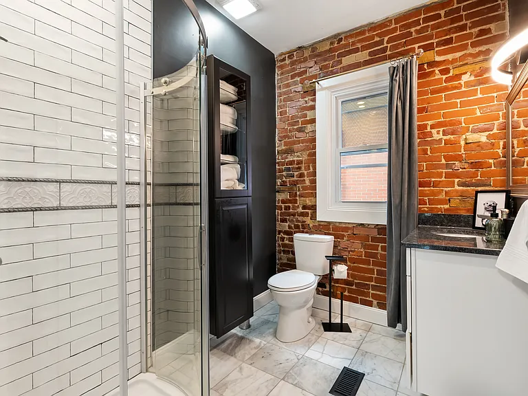 2nd full bathroom on 2nd floor