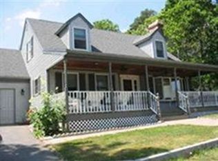 15 Cleveland Ave, Buzzards Bay, MA 02532