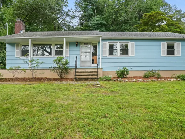 3 Oriole Drive, Norwalk, CT 06851