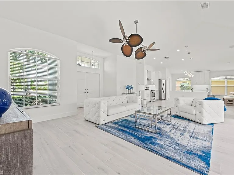 2050 Terrazzo Ln — Photo 3