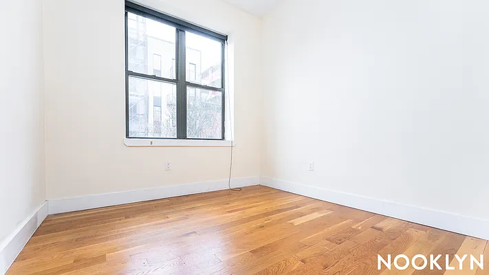 Rented by Nooklyn NYC LLC | media 24