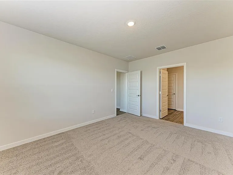 18143 Wheathouse Pl — Photo 28