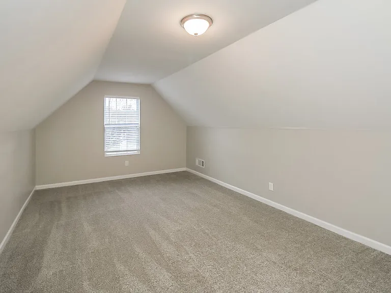 8131 Wynfield Dr — Photo 9