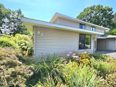 43 Commons Drive, East Greenbush, NY, 12061