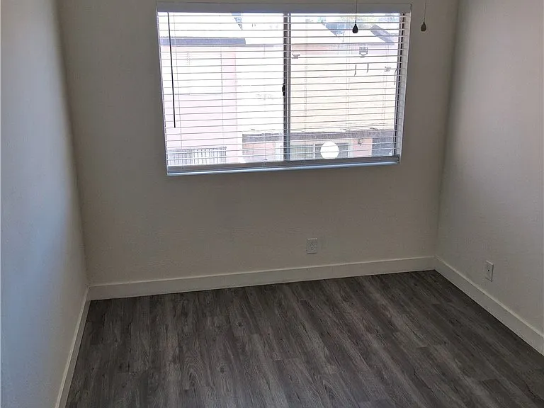 1722 E University Ave #5 — Photo 15