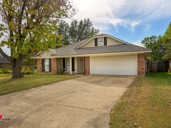 2519 Downs St, Bossier City, LA 71111