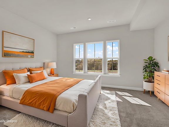 Clarendon 4 Story