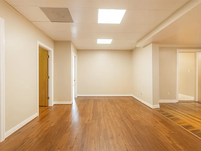 2098 Harland Dr — Photo 14