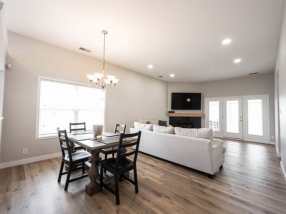 3rd image of 19367 Golden Meadow Way