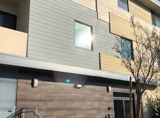 6844 Woodman Ave, Van Nuys, CA 91405