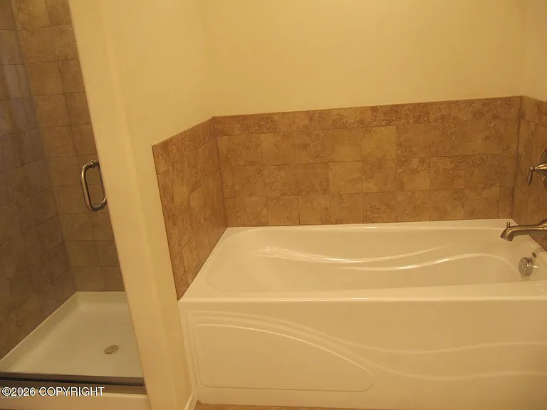 20506 Birch Crest Ln — Photo 24