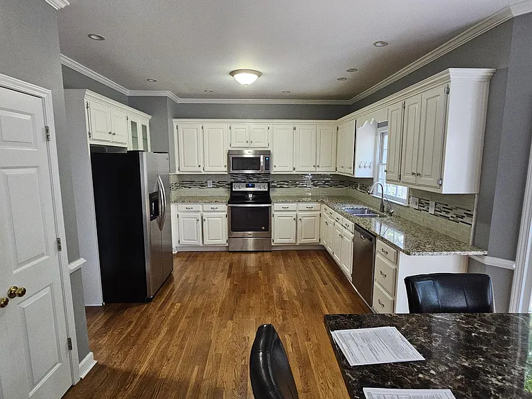 1381 Providence Dr — Photo 11