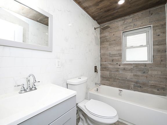 5th image of 11627 139th St