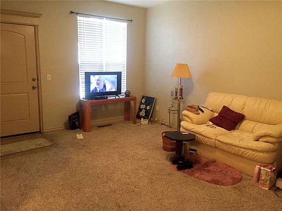 3rd image of 1812 Alameda St Unit 312