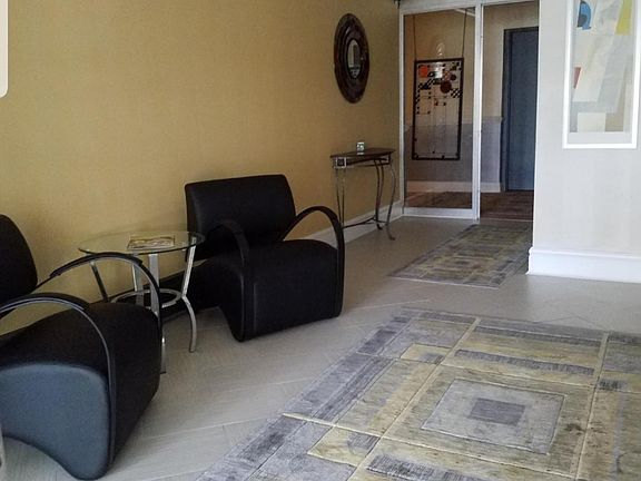 5th image of 710 Washington Blvd #200