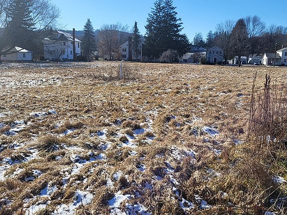 2nd image of 40 Morris Dr