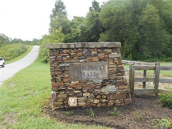 4th image of 459 Bridlewood Dr