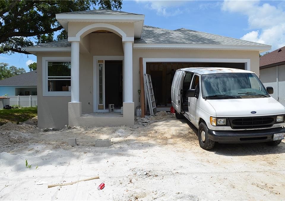 1st image of 8337 W Hanna Ave